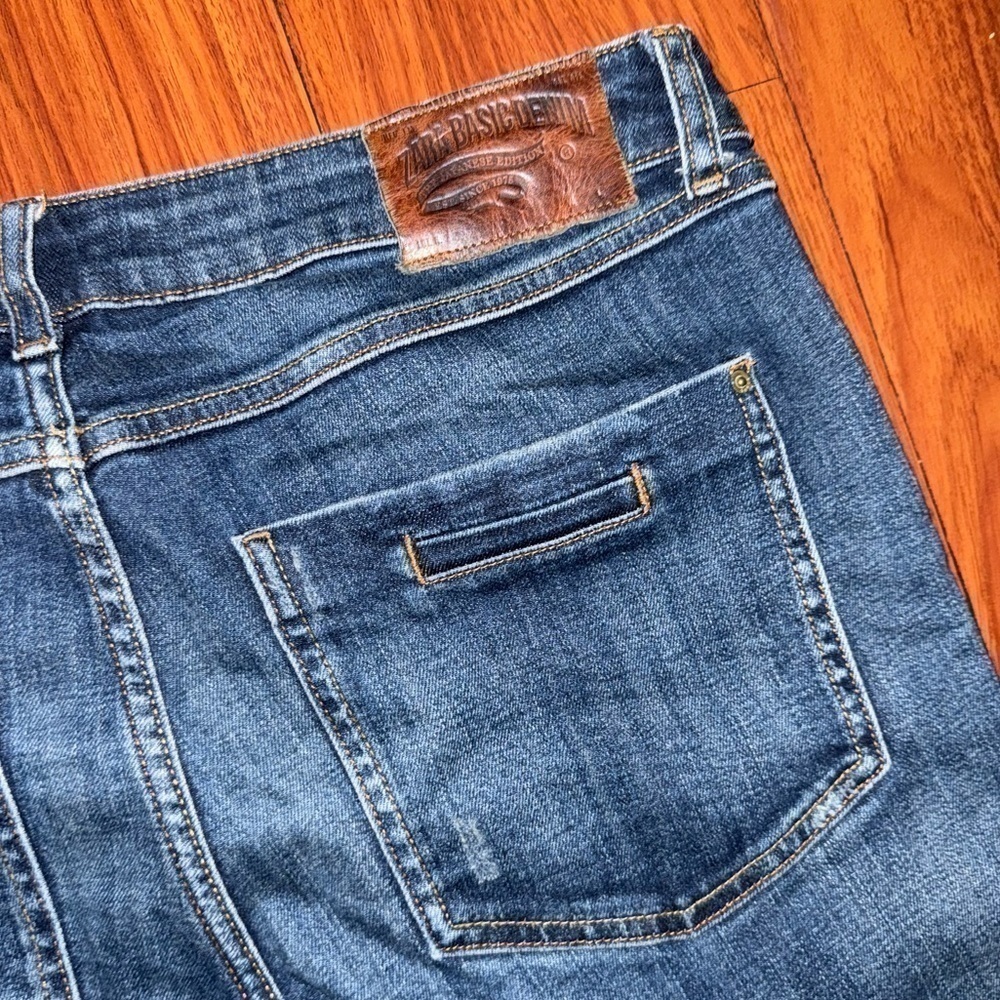 Zara basic denim straight skinny fit women's jeans dark wash lightly distressed - Picture 11 of 11